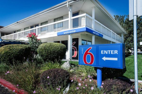 Отель Motel 6 Reno Airport - Sparks, Рино